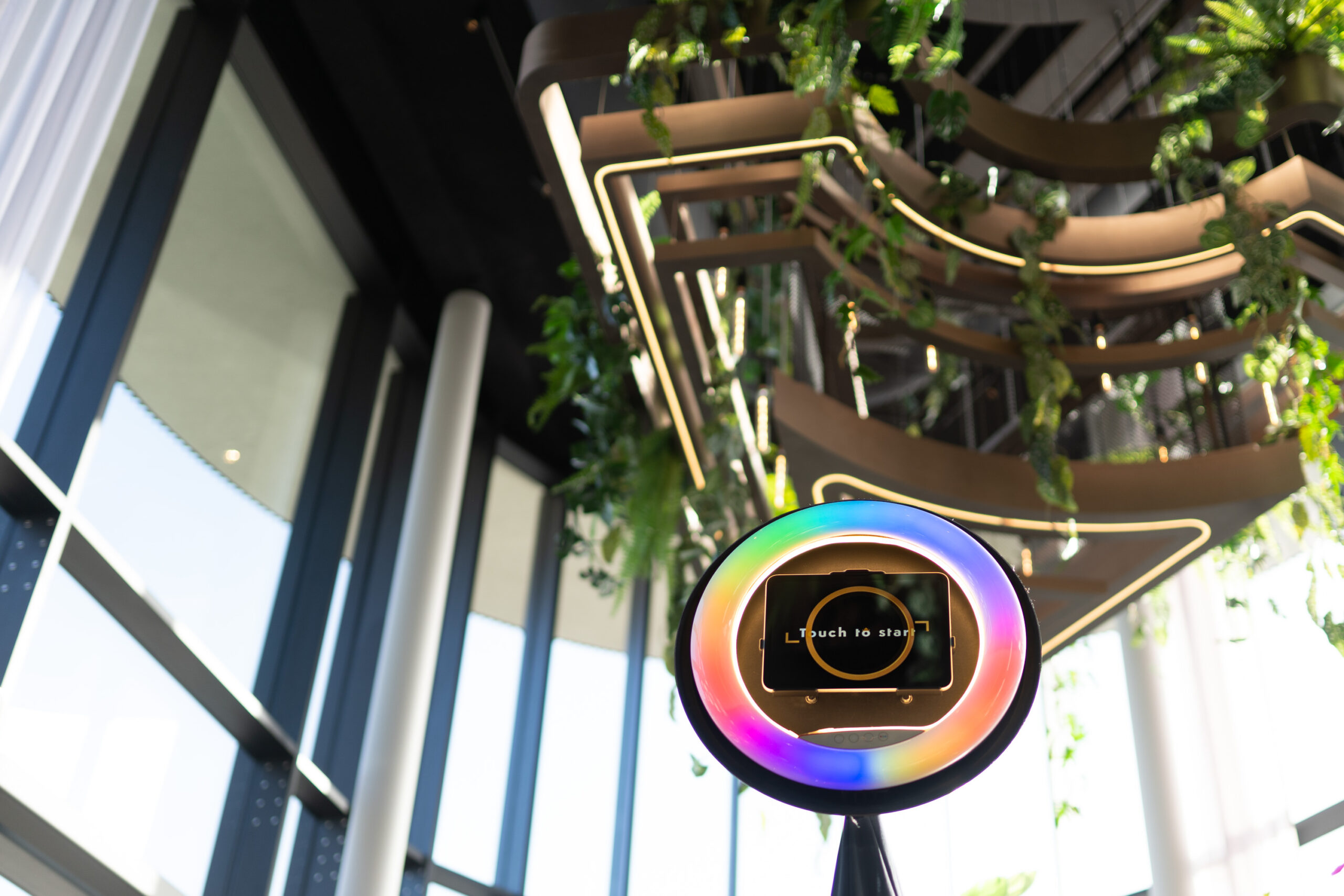 Light Ring photobooth van dichtbij, strak minimalistisch ontwerp